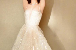 迪丽热巴高清写真图片,光影交织下的绝美演绎